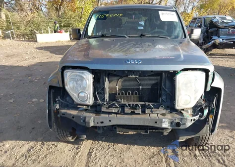 2012 Jeep Liberty Sport z USA, uszkodzony, nr VIN 1C4PJMAK0CW112852